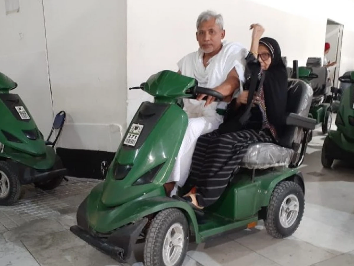 Apa Hukum Tawaf dan Sai Pakai Skuter Listrik?