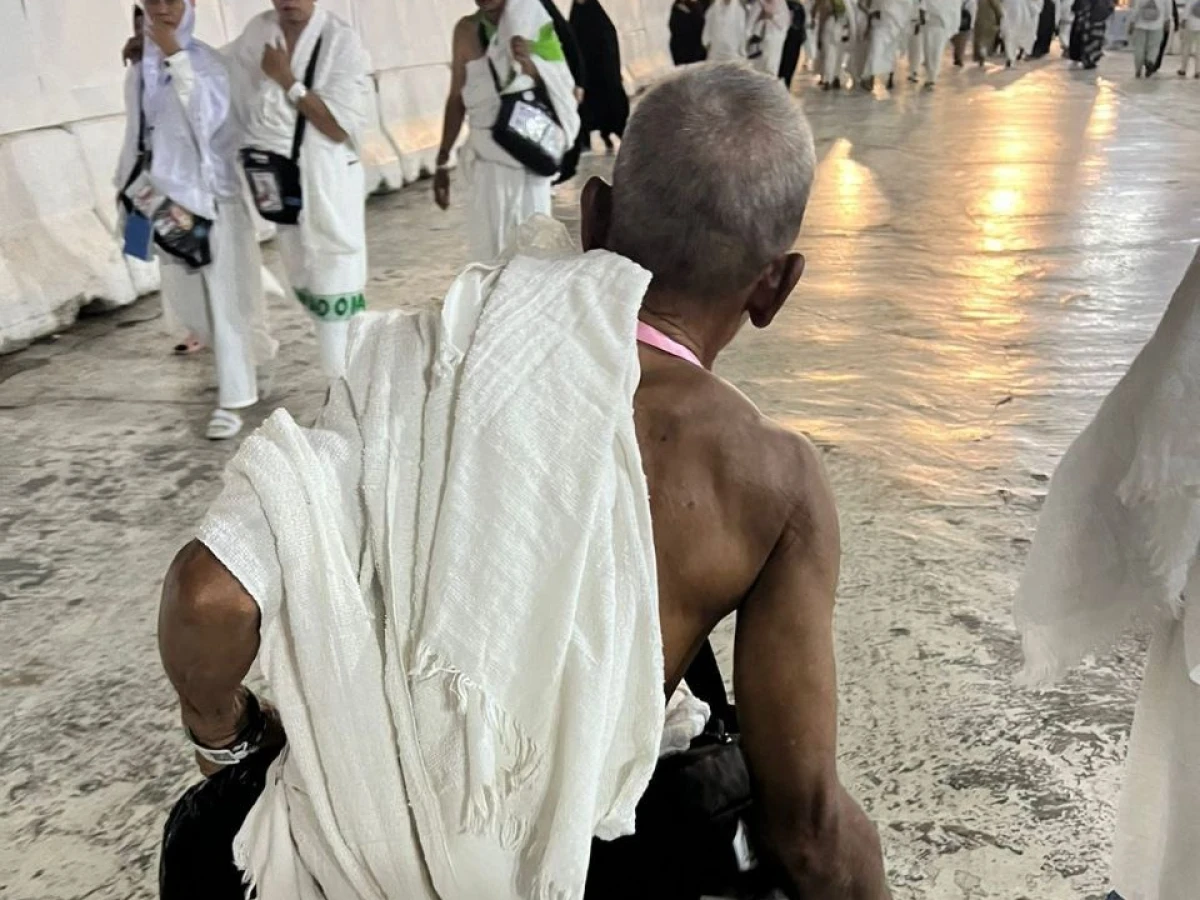 Drama Lelaki Sepuh Kabur dari Rombongan Haji