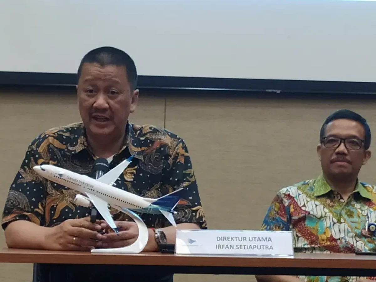Ubah Rute Penerbangan Jemaah hingga Delay 12 Jam, Garuda Sampaikan Permintaan Maaf