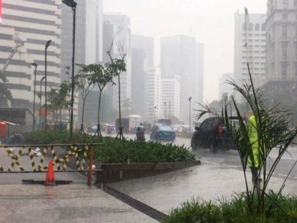 BMKG: Seluruh Wilayah Jakarta Bakal Diguyur Hujan Sejak Senin Pagi