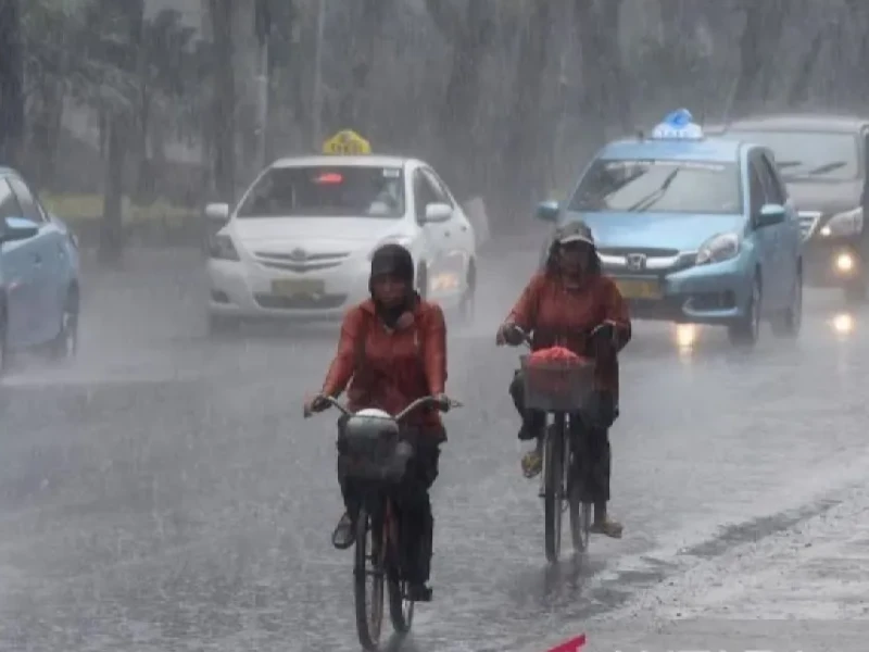 BMKG Prakirakan Hujan Guyur Mayoritas Kota Besar di Indonesia Hari Ini