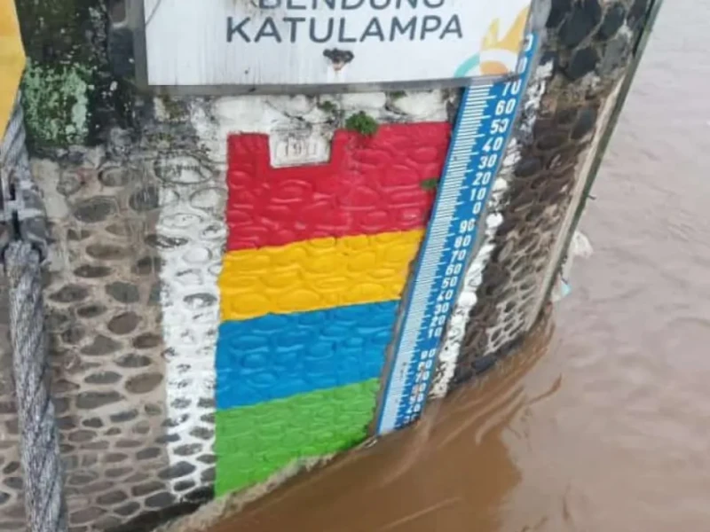 1 RT Terendam Banjir Akibat Pintu Air di Pulogadung Siaga 3, Ketinggian Capai 40 Centimeter