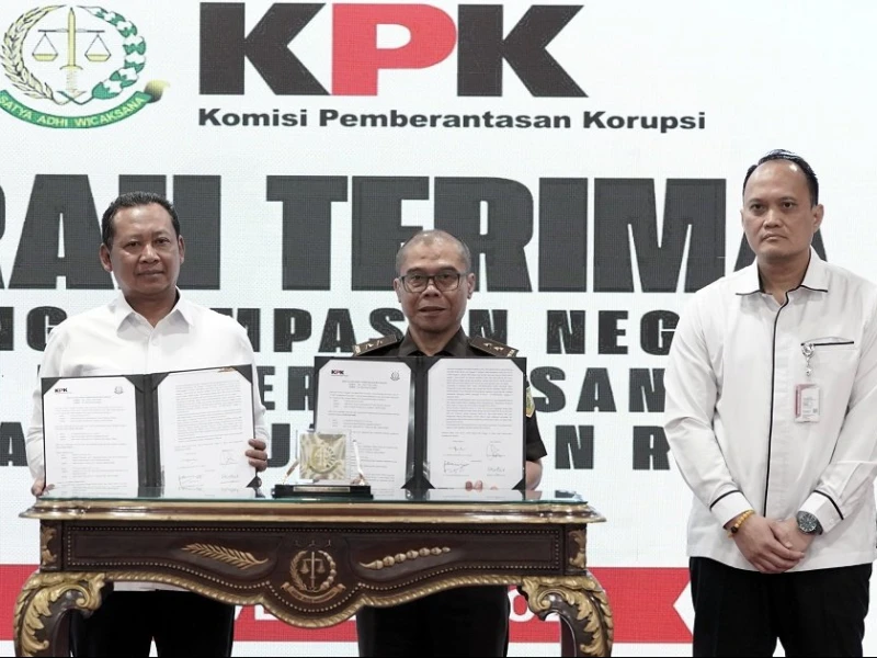 KPK Serahkan Aset Rampasan Rafael Alun Senilai Rp19,78 Miliar ke Kejagung