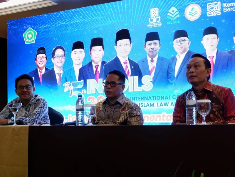 Buka The 5th INCOILS 2025, Sekjen Kemenag Dorong Pascasarjana PTKIN Cetak Alumni Otoritatif