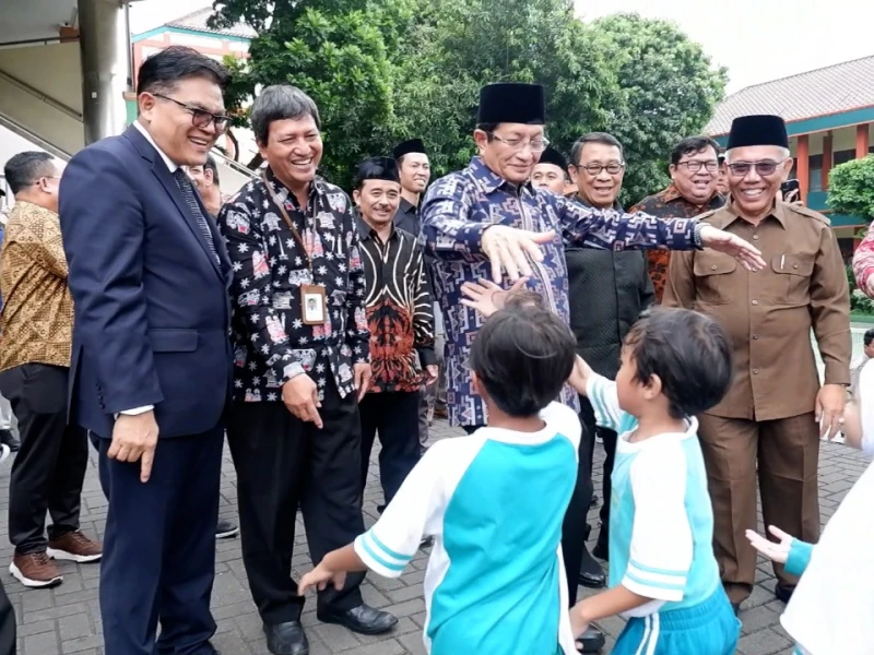 Menag Nasaruddin Umar Kunjungi Madrasah Pembangunan UIN Jakarta, Pastikan Mutu Pendidikan Berjalan Baik