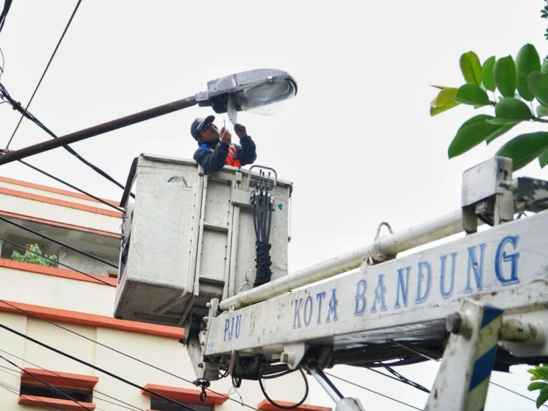 Marak Pencurian PJU, Pemkot Bandung Siapkan Penambahan CCTV di Ruang Publik