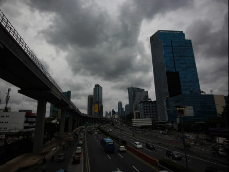 Jakarta dan Sekitarnya Diprakirakan Berawan Tebal Sepanjang Hari Ini