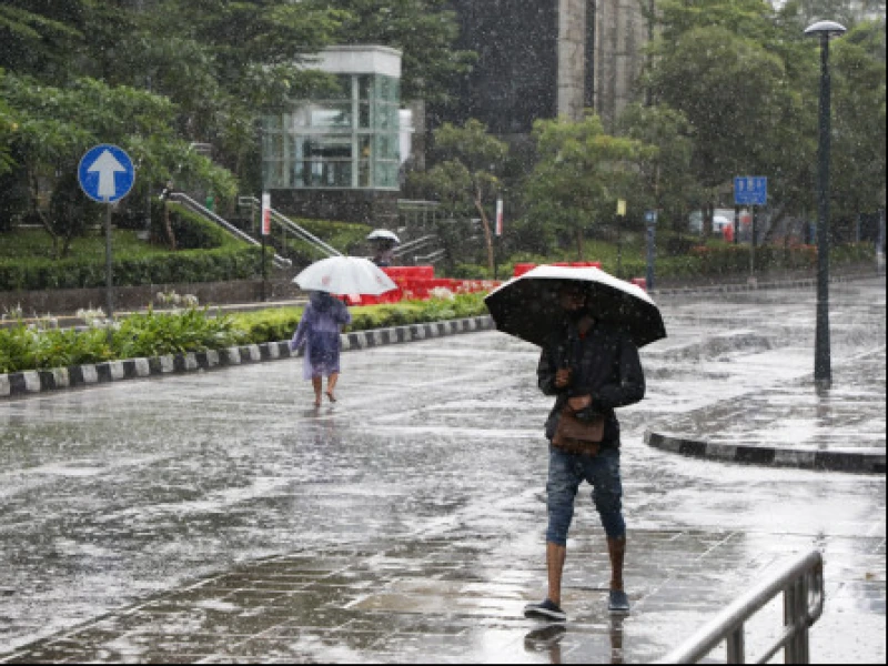 BMKG: Jakarta Diprediksi Diguyur Hujan Ringan Hari Ini