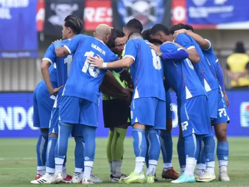 Menang 2-0 atas Malut United, Persib Bandung Perlebar Jarak di Puncak Klasemen