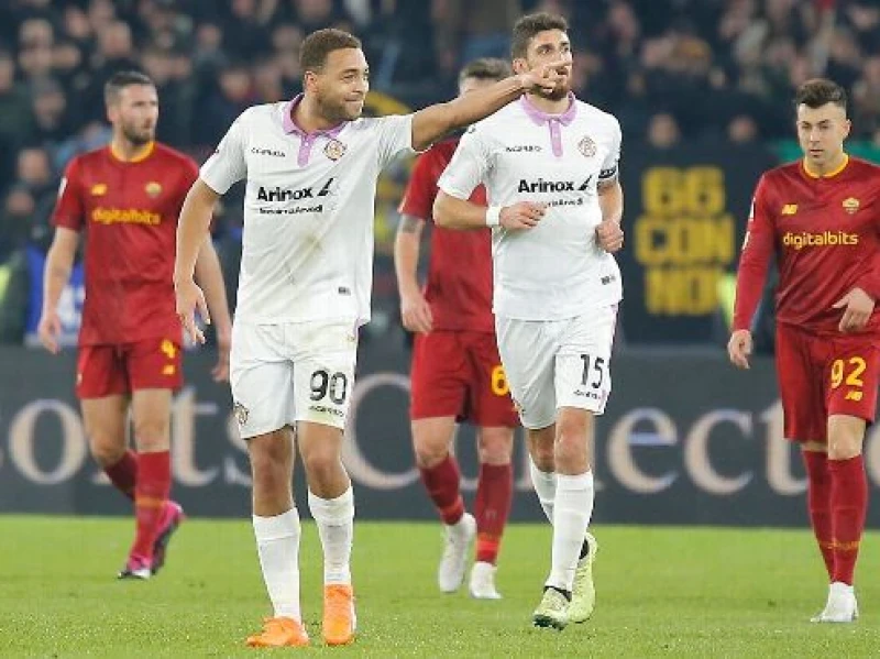 Hasil Pertandingan AS Roma Vs US Cremonese:  I Lupi Tekuk La Cremo 3-0!