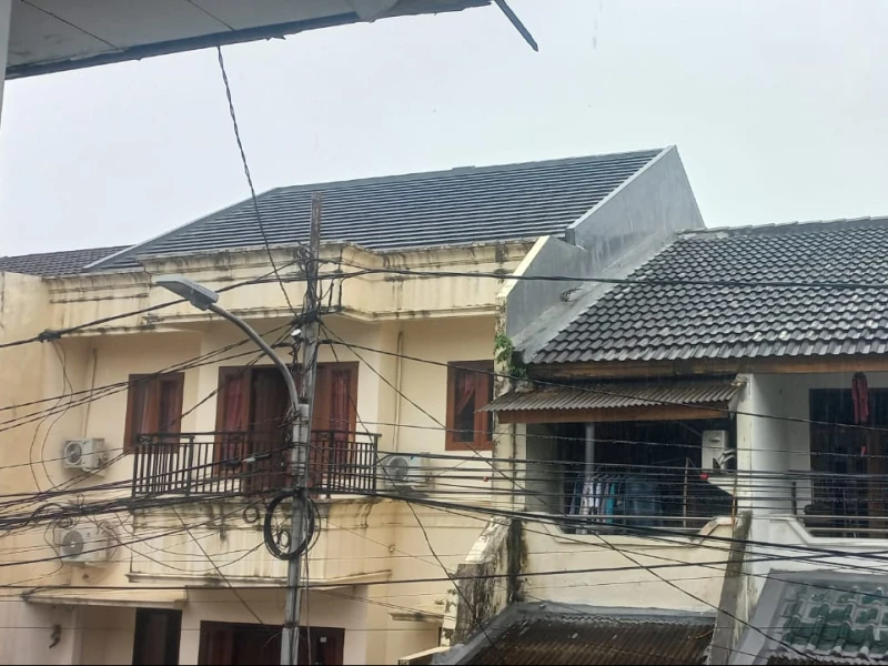 Hari ke-5 Ramadan, Jakarta Diguyur Hujan Sepanjang Hari Ini