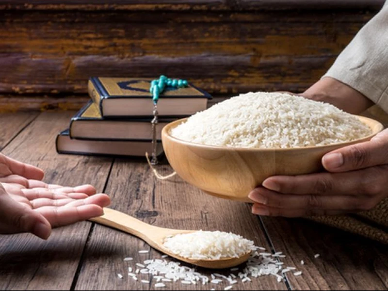 5 Hukum Waktu Membayar Zakat Fitrah Menurut Ulama Fikih