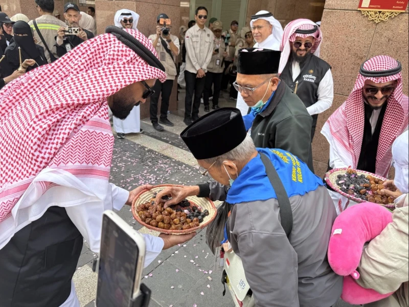 Abdul Satar, Jemaah Haji asal Palembang Puas dengan Layanan Akomodasi dan Konsumsi di Madinah