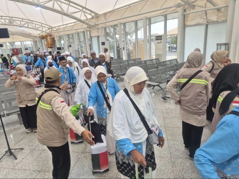 Gerak Cepat Tim Kesehatan Haji Tangani Jemaah Sakit