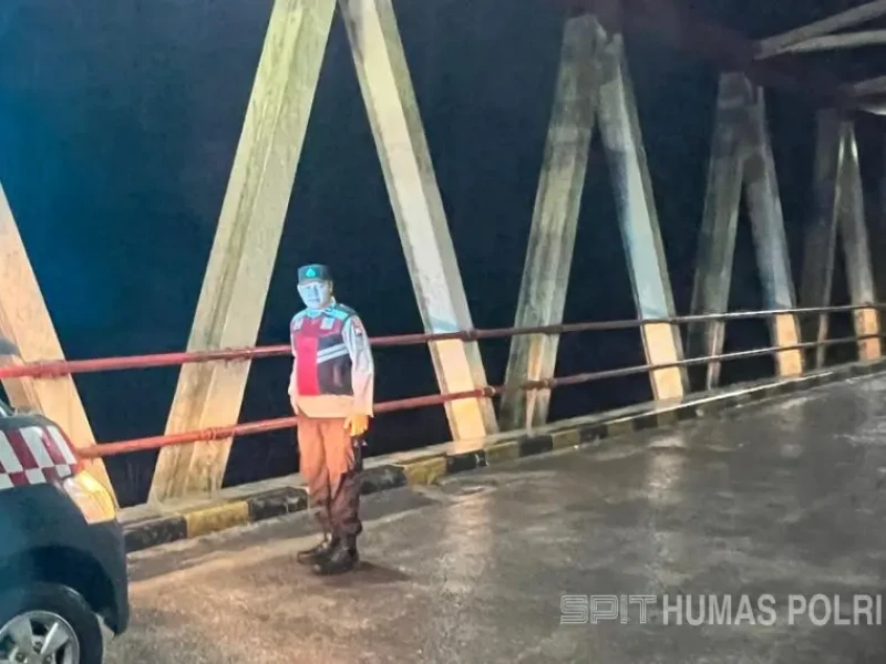 Akses Ampelgading–Lumajang Ditutup Total usai Gunung Semeru Level Awas, Ini Jalur Alternatif