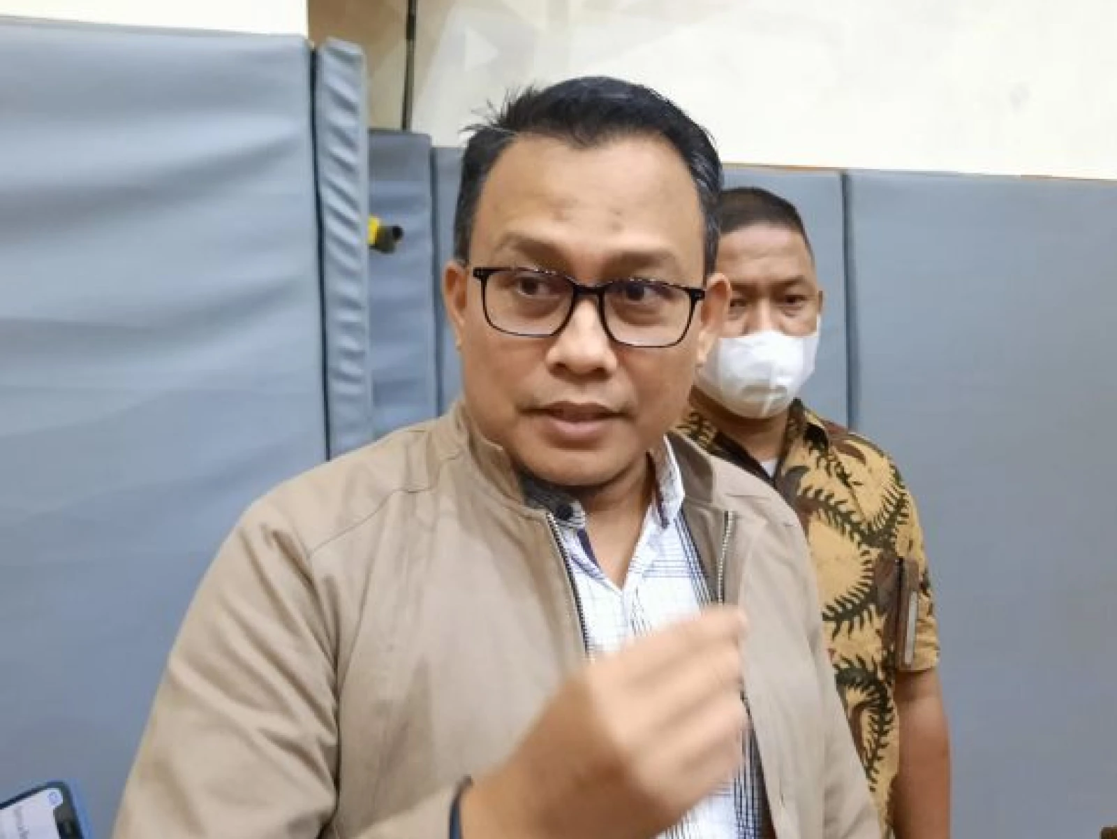 KPK Larang Tersangka Suap PEN Pergi ke Luar Negeri hingga 2024