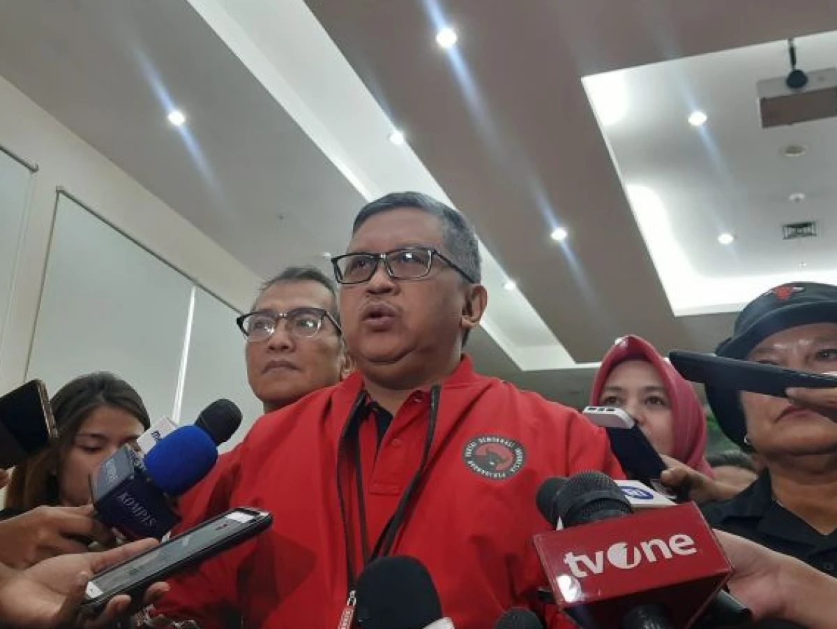 Hasto Bantah Gibran Tolak Jadi Jurkam Ganjar di Pilpres 2024