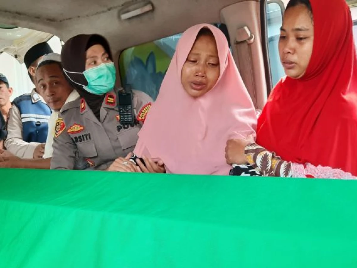 Seorang Ayah Tega Aniaya Anak 8 Tahun hingga Meninggal