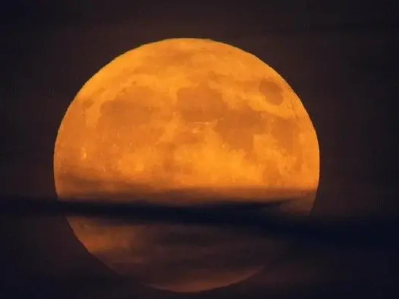 Gerhana Bulan Total Terjadi Besok Sore, Dapat Diamati di Seluruh Indonesia