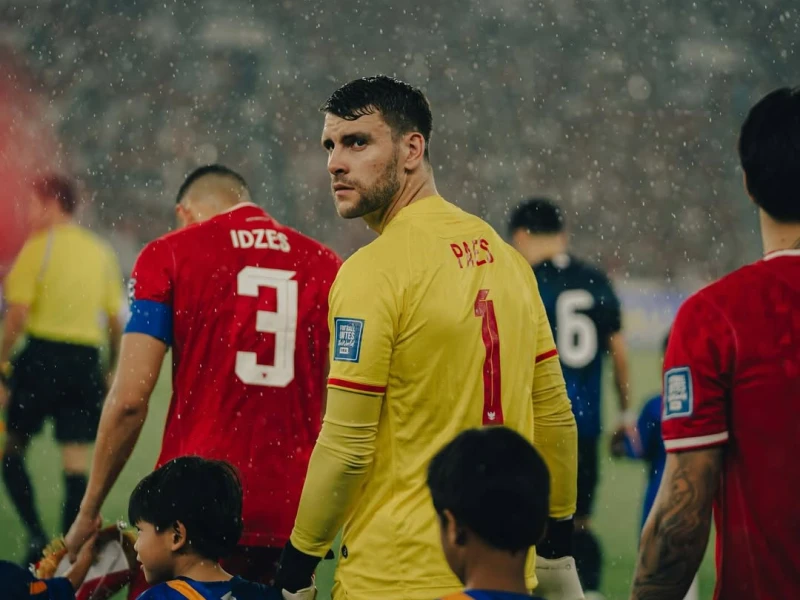 Top! Kiper Timnas Indonesia Maarten Paes Gabung Ajax Amsterdam, Kontrak 3,5 Tahun