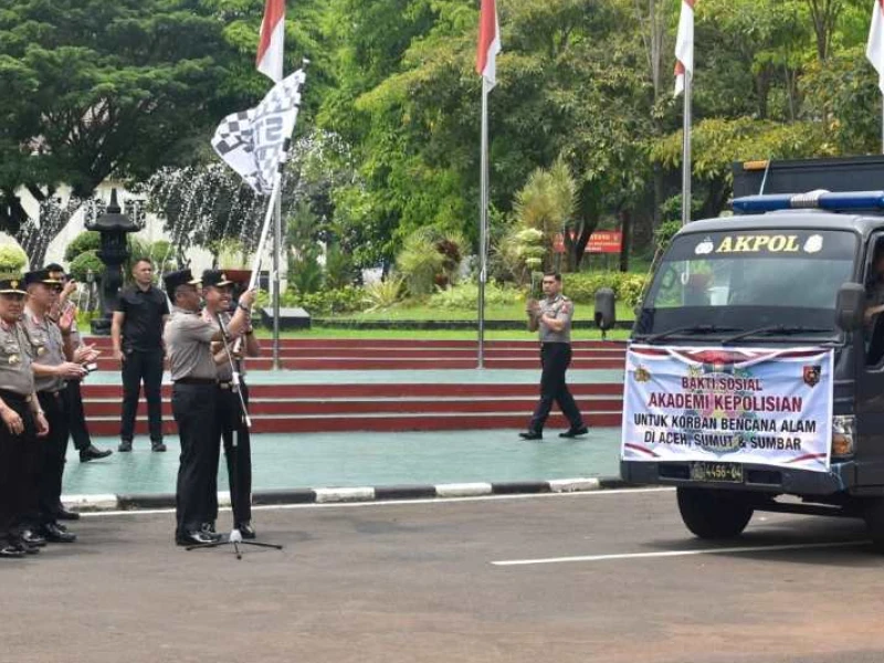 Akpol Kirim Bantuan untuk Warga Terdampak Banjir Longsor Aceh, Sumut dan Sumbar
