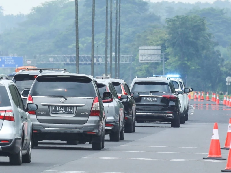 Catat! Puncak Arus Mudik dan Balik Libur Nataru Diprediksi 2 Kali, Jalanan Bakal Diserbu 2,9 Juta Kendaraan