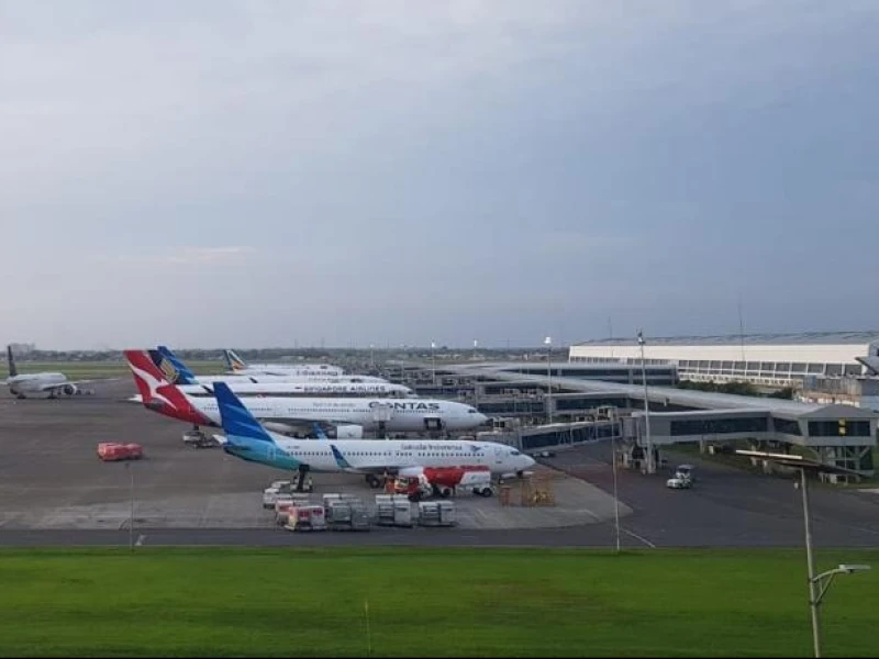 109 Penerbangan di Bandara Soetta Delay Akibat Hujan Lebat