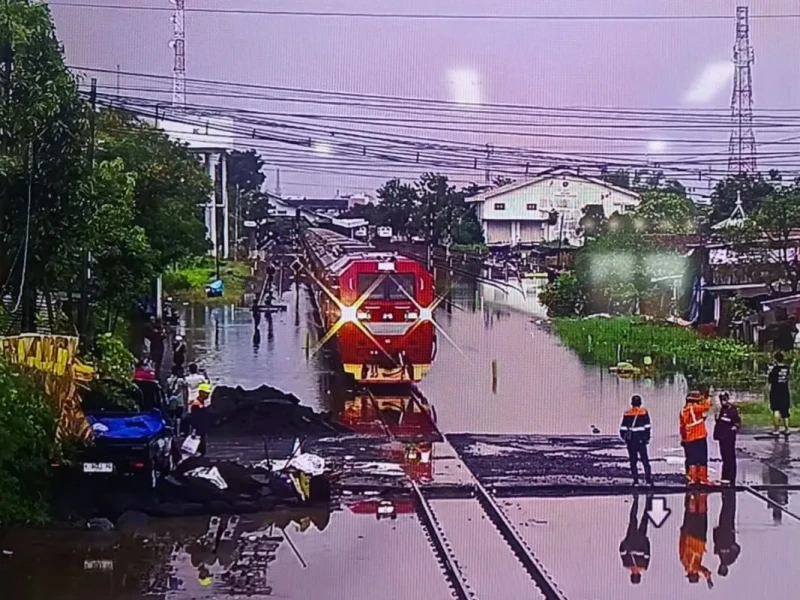 Jalur Pantura Jateng Kembali Lumpuh Akibat Banjir, KAI Batalkan Perjalanan Kereta Kaligung hingga Argo