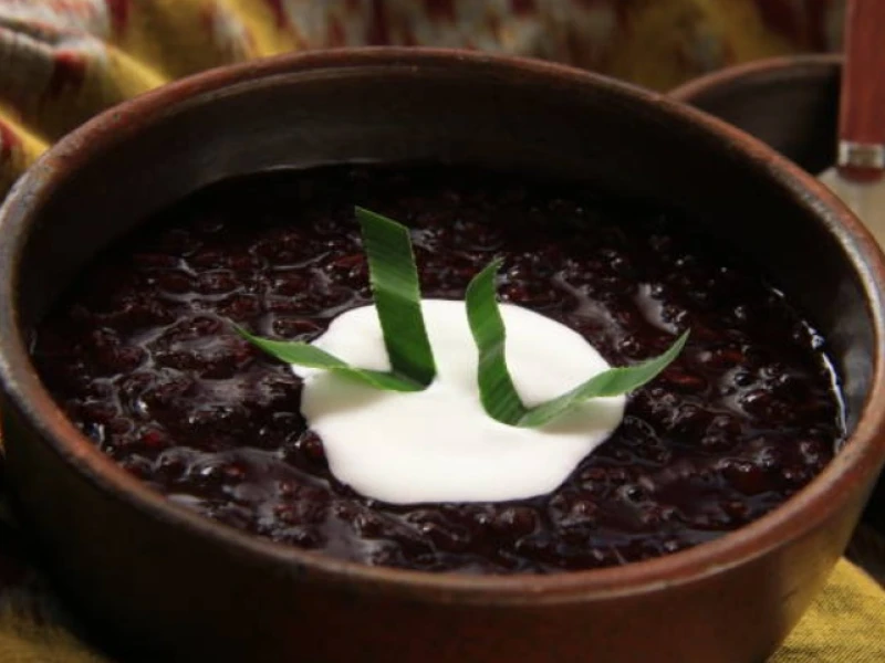 Bubur Ketan Hitam, Cocok Buat Takjil Tradisional yang Lezat Sekaligus Bernutrisi saat Puasa Ramadan