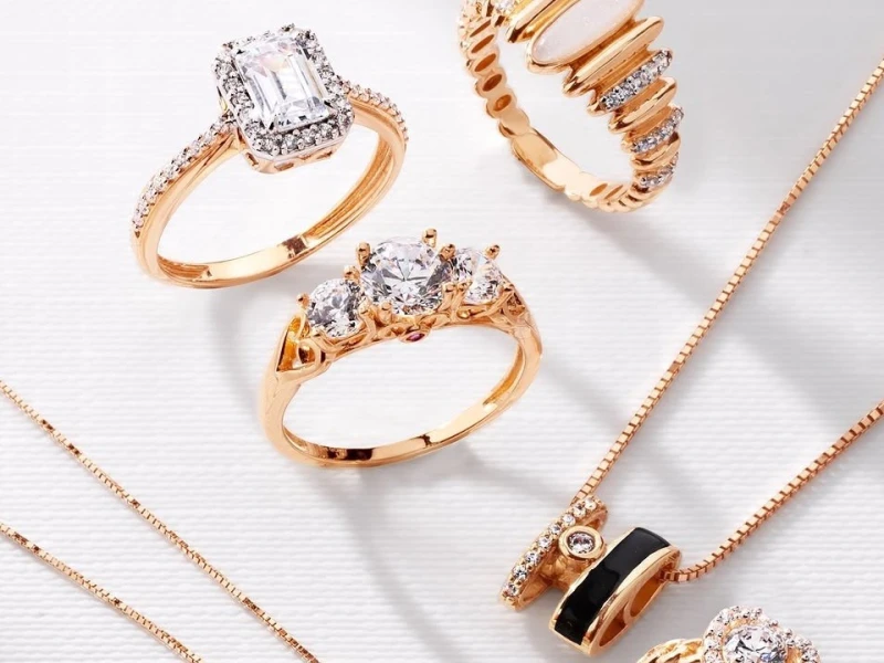 Harga Emas Perhiasan Turun, 24 Karat Kini Dibanderol Rp2,1 Juta per Gram