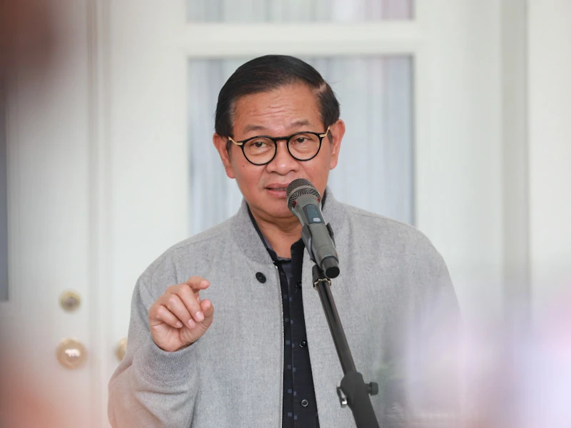 Pramono Teken Pergub Larangan Jual-Beli dan Konsumsi Daging Anjing dan Kucing di Jakarta