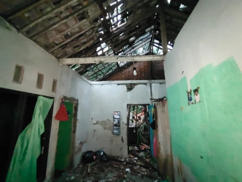 BNPB: NTB dan Banyumas Diterjang Banjir dan Cuaca Ekstrem, Seribu Lebih Warga Terdampak