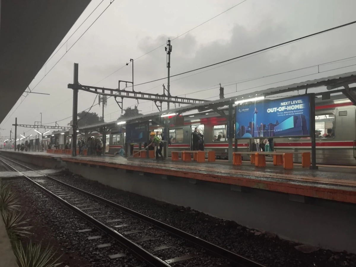 Prakiraan Cuaca Jabodetabek Hari Ini Kamis 15 Agustus 2024: Pagi Berawan Tebal, Malam Berawan