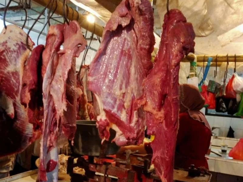 Harga Pangan Strategis di Jakarta Bergejolak: Daging Sapi Tembus Rp150.000 per Kg
