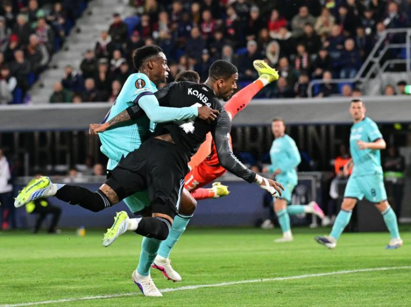 Aston Villa Bungkam Bologna 3-1, The Villans Satu Kaki di Semifinal Liga Europa