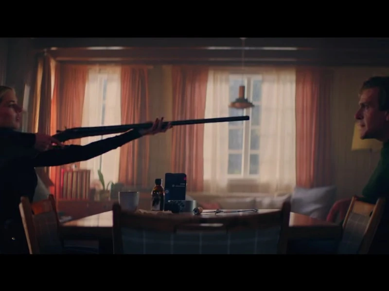 Tonton Cuplikan Film Komedi Aksi ‘Over Your Dead Body’ di Link Trailer Ini!