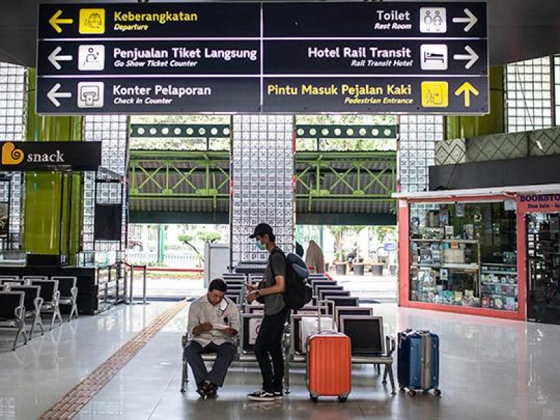 Daftar Jadwal KA Jarak Jauh yang Dibatalkan Dari dan Menuju Jakarta Imbas Tabrakan Kereta di Bekasi Timur