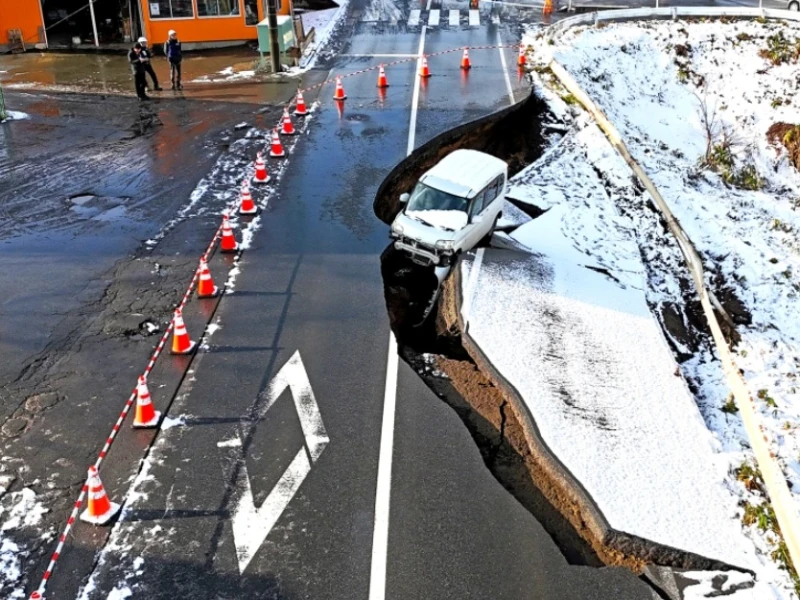 Gempa Dahsyat 7,5 SR Hantam Timur Laut Jepang, Ada Peringatan Tsunami, 90.000 Orang Tinggalkan Rumah