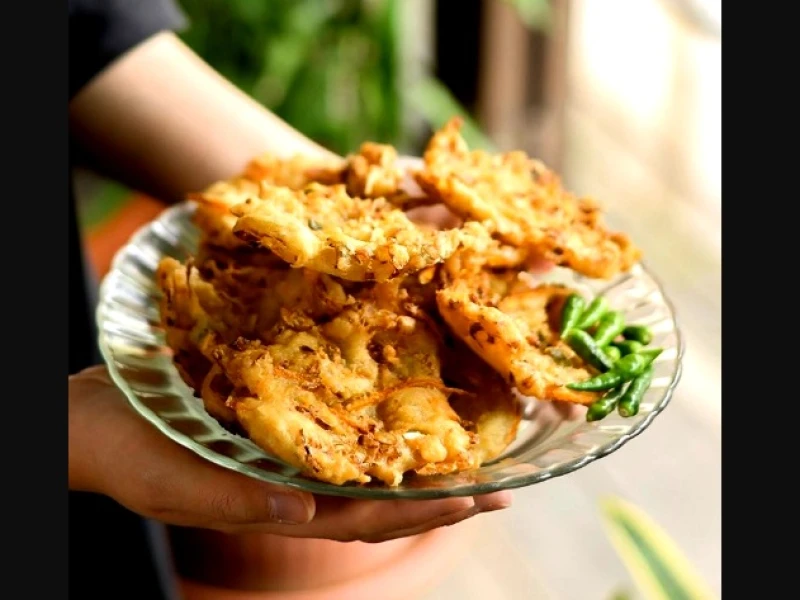 Langsung Santap Gorengan saat Buka Puasa, Berbahaya atau Tidak? Simak Penjelasannya di Sini!