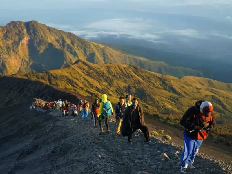 Kabar Baik bagi Pendaki! Gunung Rinjani Dibuka Lagi usai Lebaran