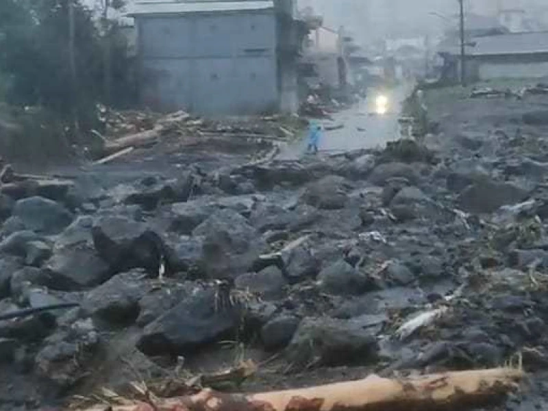 4 Kabupaten Terdampak Banjir dan Longsor Lereng Gunung Slamet