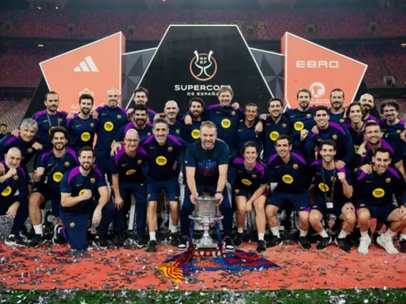 Rekor Impresif Hansi Flick usai Bawa Barcelona Juara Piala Super Spanyol 2026: 8 Final, 8 Kemenangan