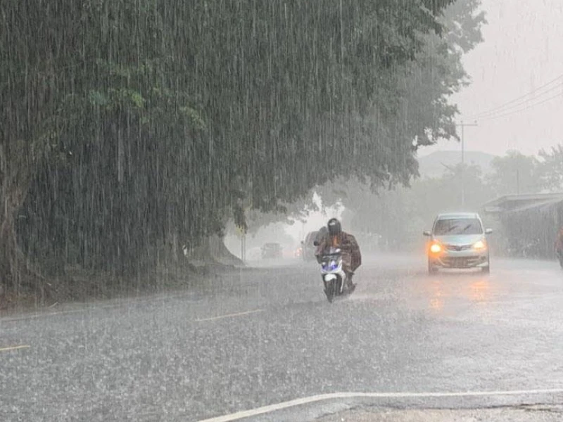 BMKG Peringatkan Potensi Hujan Lebat dan Angin Kencang di Jabar 4–10 Maret 2026