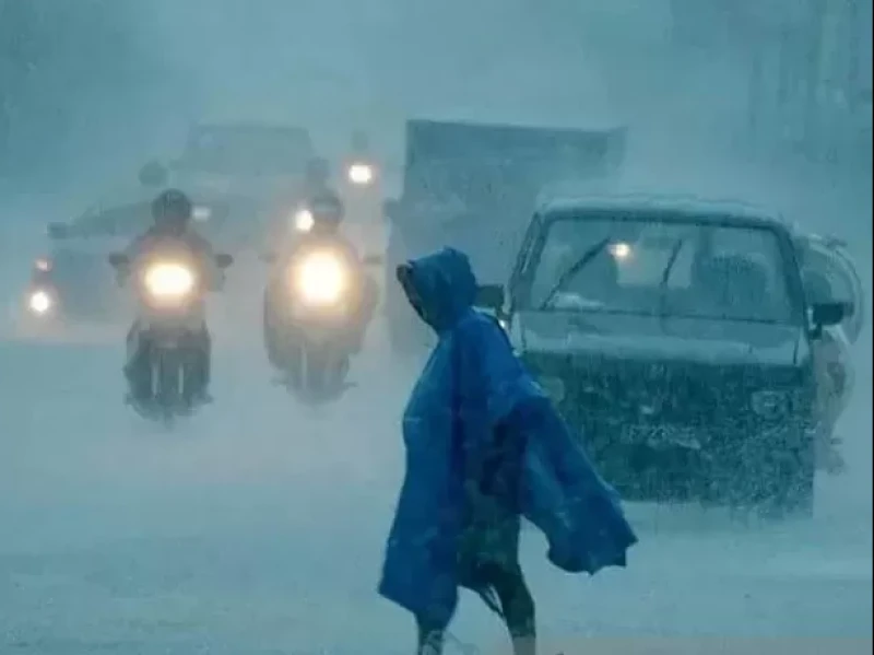 Cuaca Jakarta Hari Ini: Hujan Merata Sore hingga Malam, Warga Diimbau Waspada Banjir