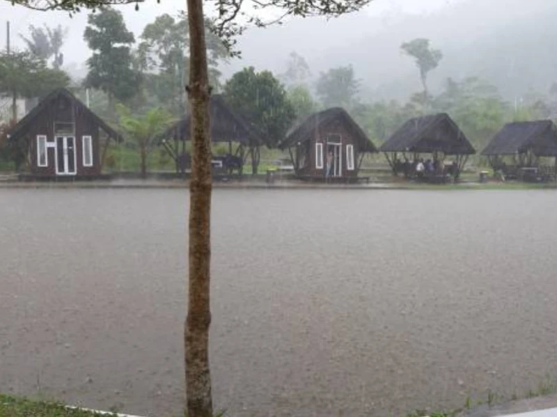 Waspada Cuaca Ekstrem, 18 Wilayah Termasuk Aceh, Sumut dan Sumbar Siaga Hujan Sangat Lebat hingga 14 Desember