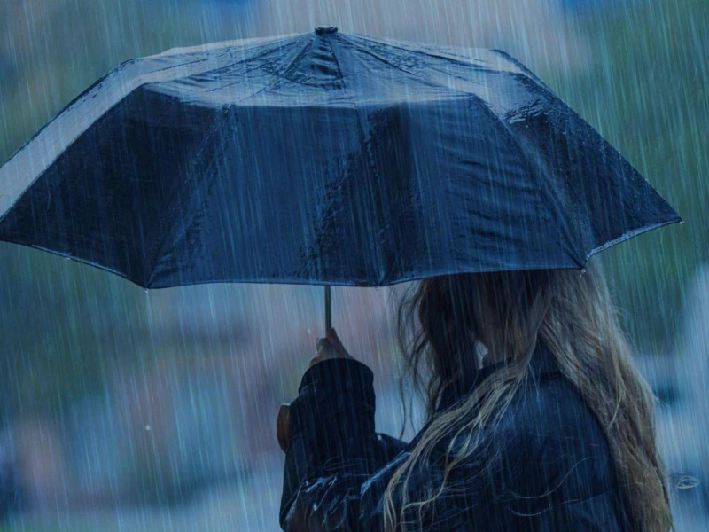 Prakiraan Cuaca Hari Ini: Hujan Guyur Sebagian Besar Wilayah Jakarta Mulai Siang