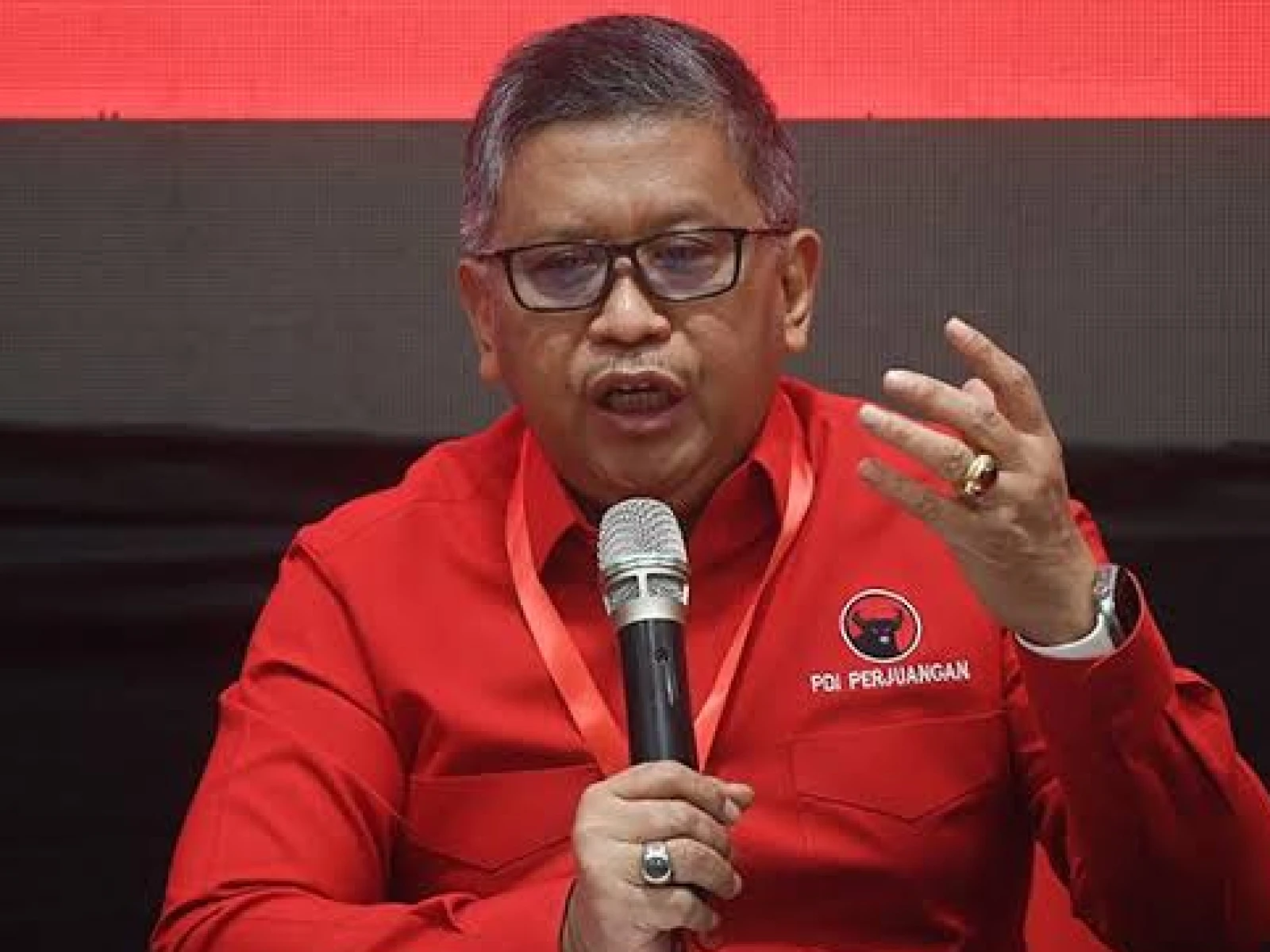 Hasto Sebut Projo Sempat Tak Setuju Prabowo Jadi Menteri Jokowi