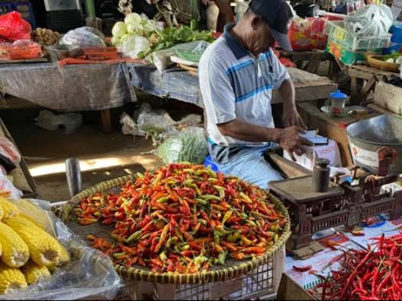 Harga Pangan di Jakarta Hari Ini: Cabai Rawit Merah Melonjak, Beras hingga Minyak Goreng Masih Aman