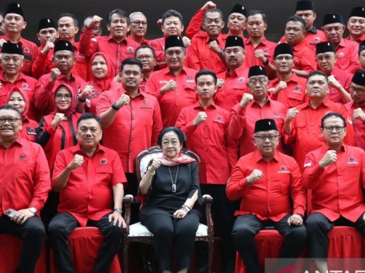 Yel-yel Ganjar Presiden Menggema di Sekolah Partai PDI Perjuangan