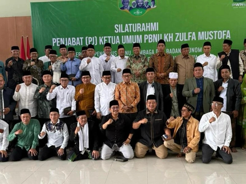 Silaturahim ke Jawa Barat, Kiai Zulfa Mustofa Bicara soal Persatuan